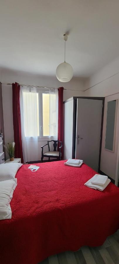 לה-גרו-דו-רואה Hotel L'Etoile מראה חיצוני תמונה